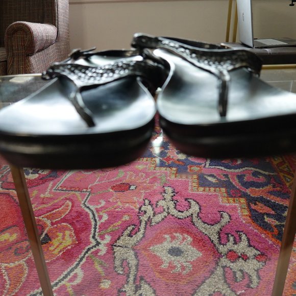 NWOB) Kenneth Cole Reaction Black Woven Leather Comfort Thong Sandal 9M - Picture 12 of 12